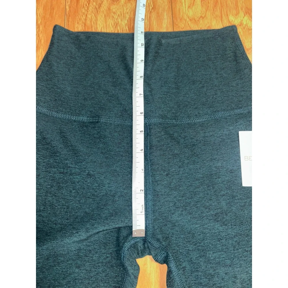Beyond Yoga Caught in the Midi High Waist Medium Leggings NWT Dark Spruce Green